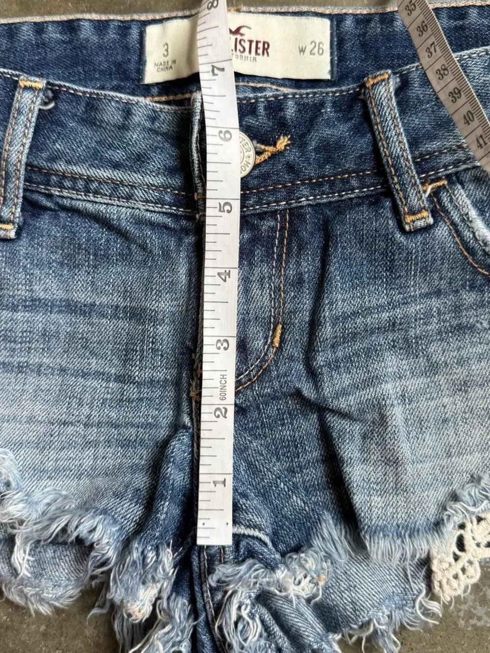 2000s Hollister low rise shorts